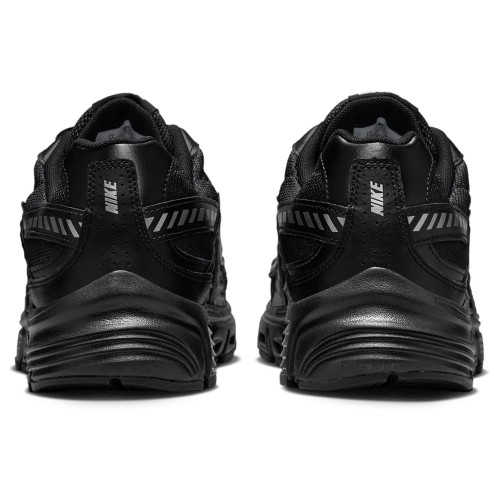 Nike Initiator
